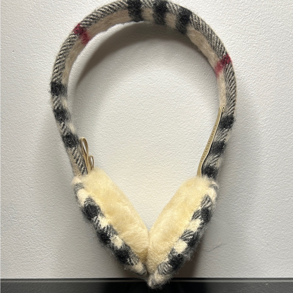 Burberry cashmere ear muffs